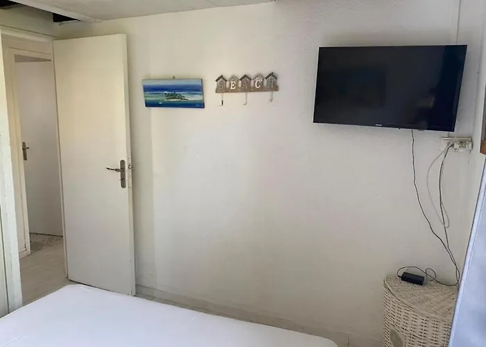 Charmante Maisonnette Proche アグド